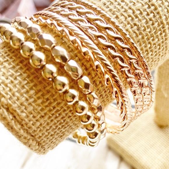 ROSE GOLD STATEMENT BANGLE SET - Picture 3 of 5